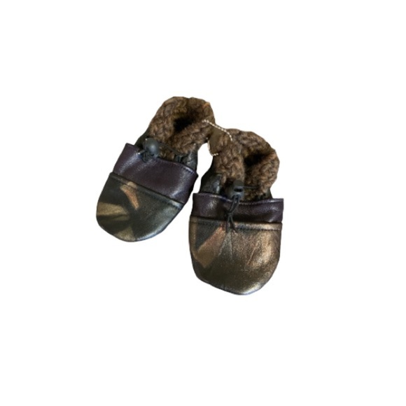 🆕 Handmade Soft Leather Moccasins - Baby Size 4 - Picture 1 of 7
